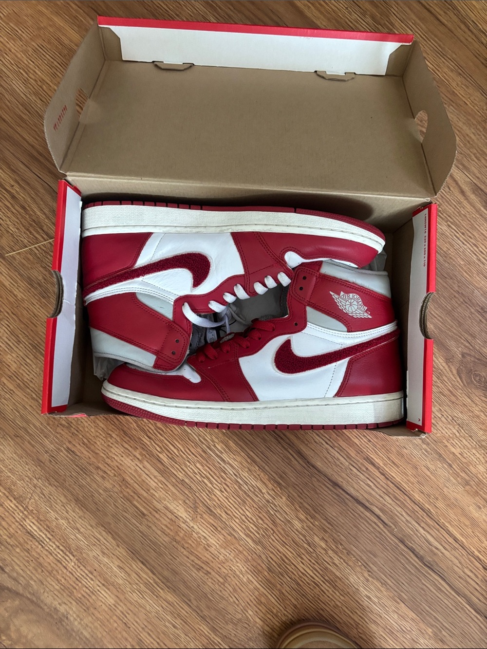 Nike Air Jordan 1 High - Red and White